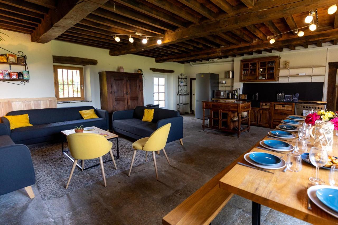 Bed and Breakfast Domaine Du Coq En Pat Augerolles Exterior foto