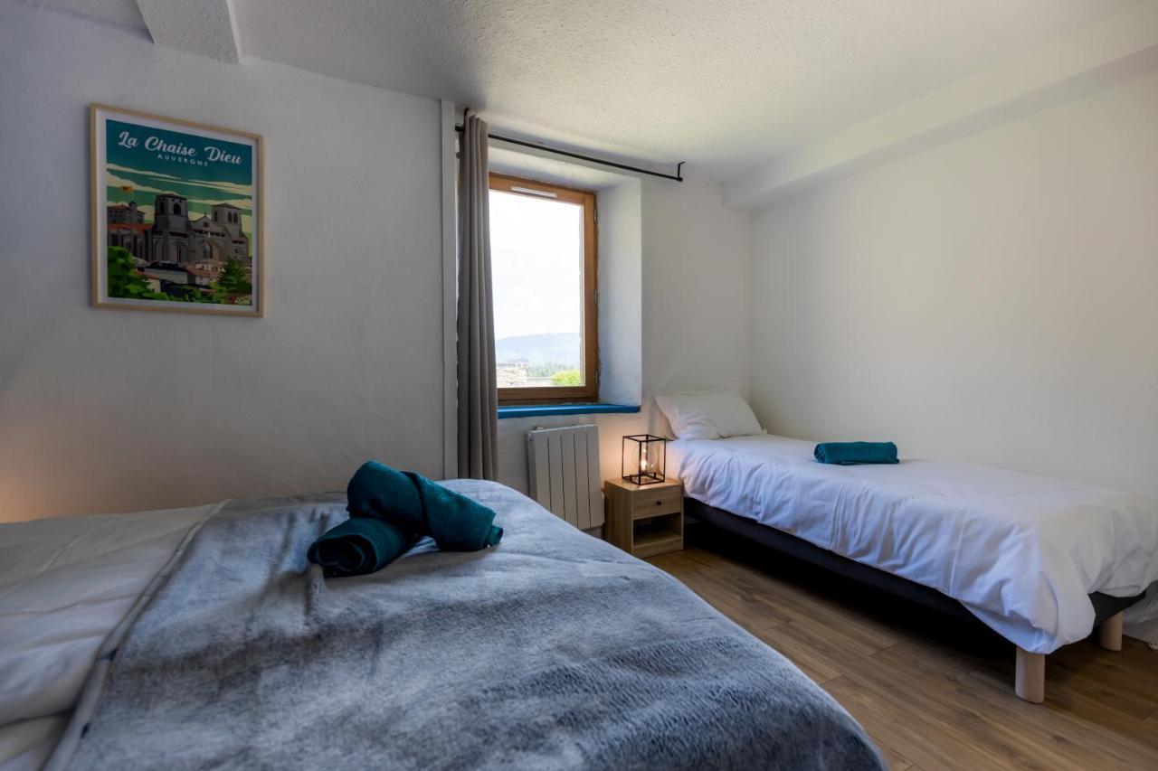 Bed and Breakfast Domaine Du Coq En Pat Augerolles Exterior foto